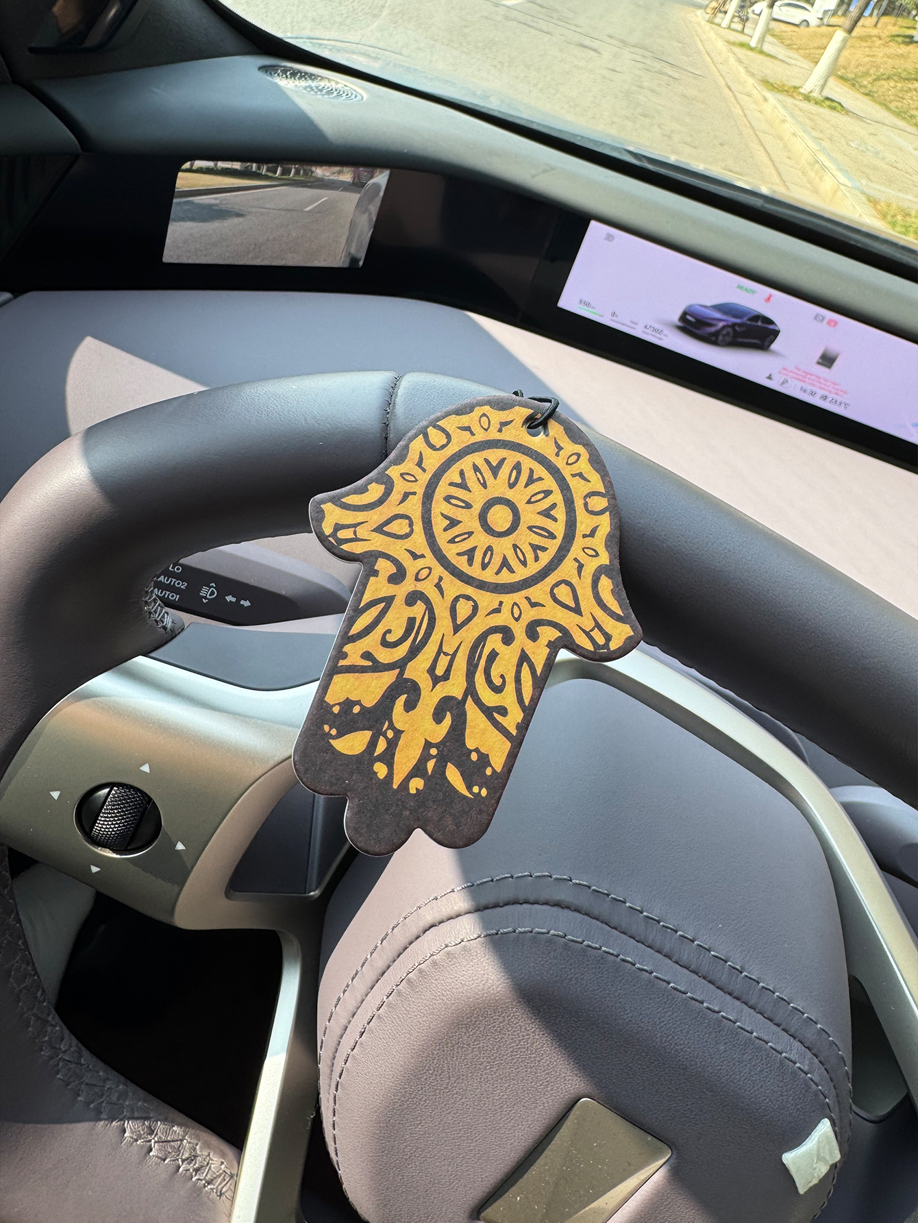 Hamsa Hand, Hand of the Virgin - Perfume Fragrance Types 评论和价格